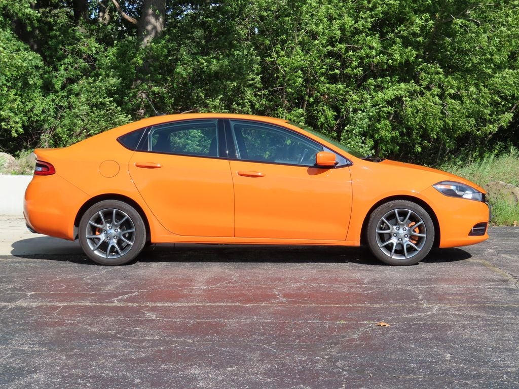 Used 2013 Dodge Dart SXT with VIN 1C3CDFBA4DD343181 for sale in Oconomowoc, WI