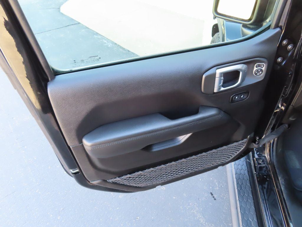 2023 Jeep Wrangler Base