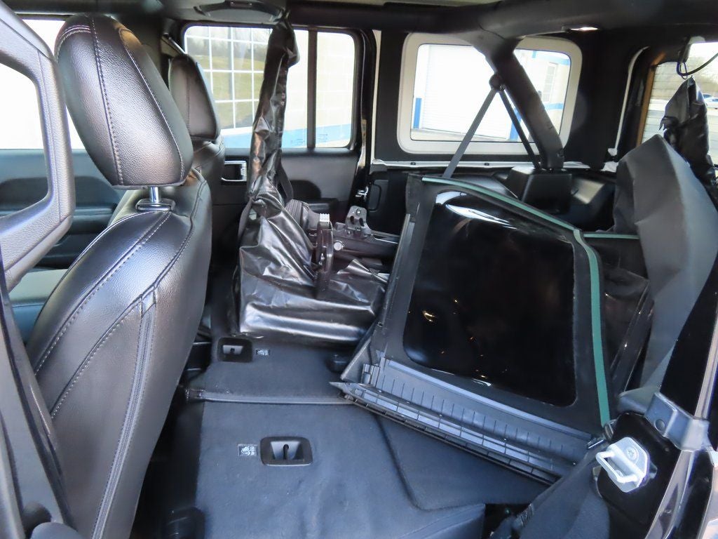 2023 Jeep Wrangler Base