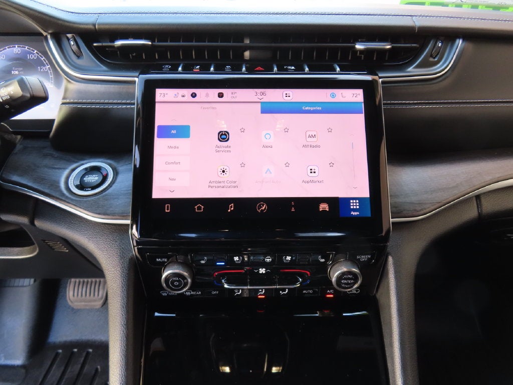 2022 Jeep Grand Cherokee Overland