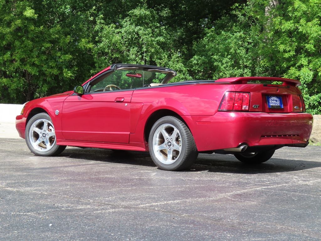 2004 Ford Mustang GT