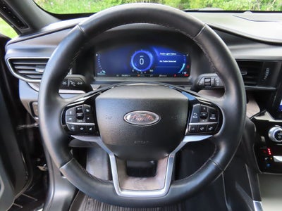 2023 Ford Explorer Platinum
