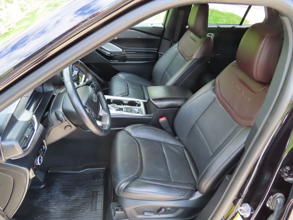 2023 Ford Explorer Platinum
