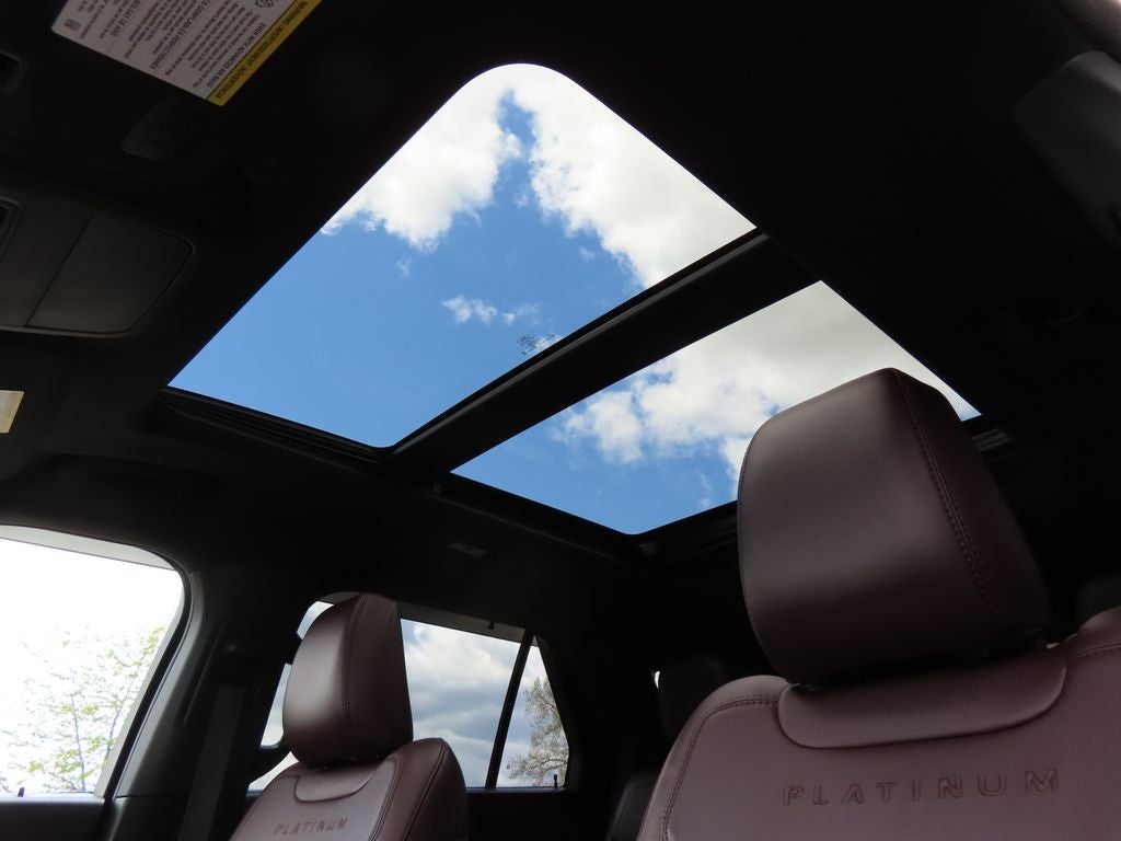 2023 Ford Explorer Platinum