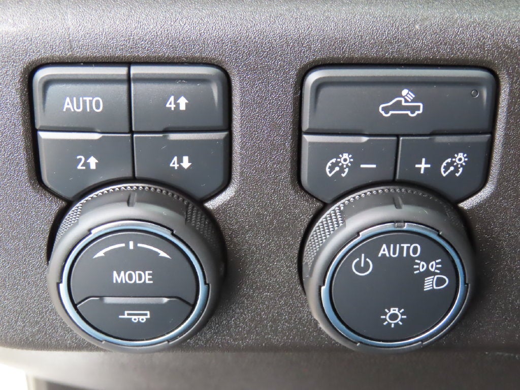 2024 Chevrolet Silverado 1500 LT LT1