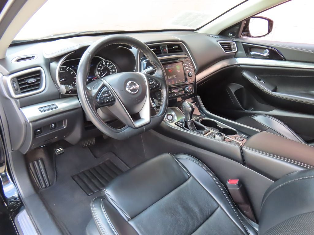2023 Nissan Maxima SL