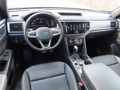 2023 Volkswagen Atlas Cross Sport 2.0T SEL R-Line