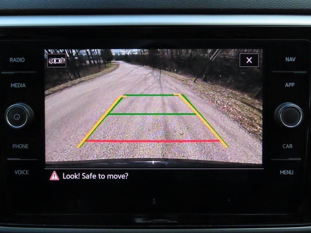 2023 Volkswagen Atlas Cross Sport 2.0T SEL R-Line