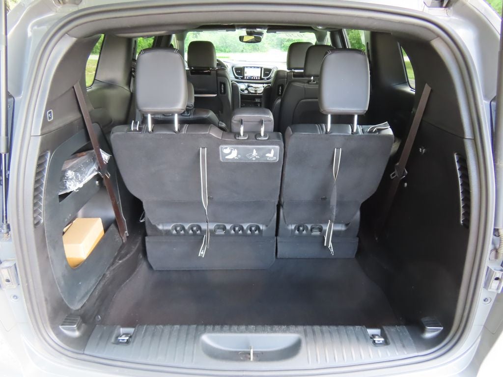 2020 Chrysler Pacifica Touring L Plus
