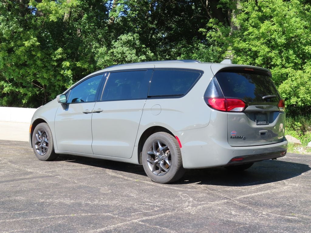2020 Chrysler Pacifica Touring L Plus