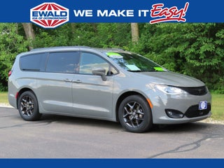 2020 Chrysler Pacifica Touring L Plus
