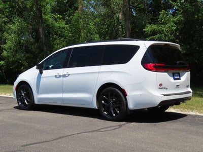 2024 Chrysler Pacifica Limited