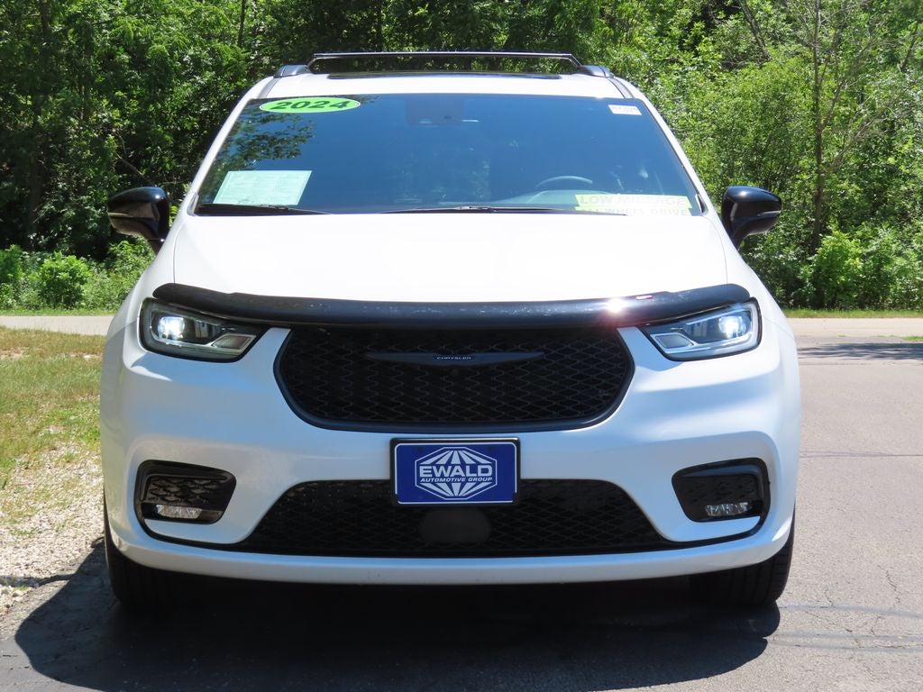 2024 Chrysler Pacifica Limited