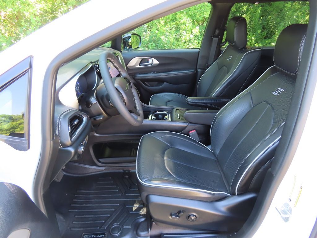 2024 Chrysler Pacifica Limited