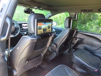 2024 Chrysler Pacifica Limited