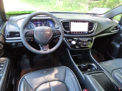 2024 Chrysler Pacifica Limited