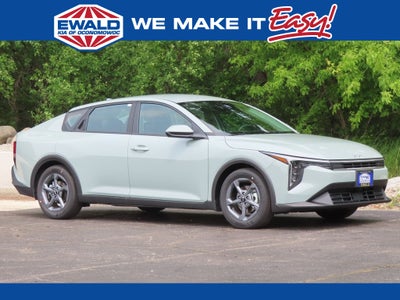2025 Kia K4 LXS