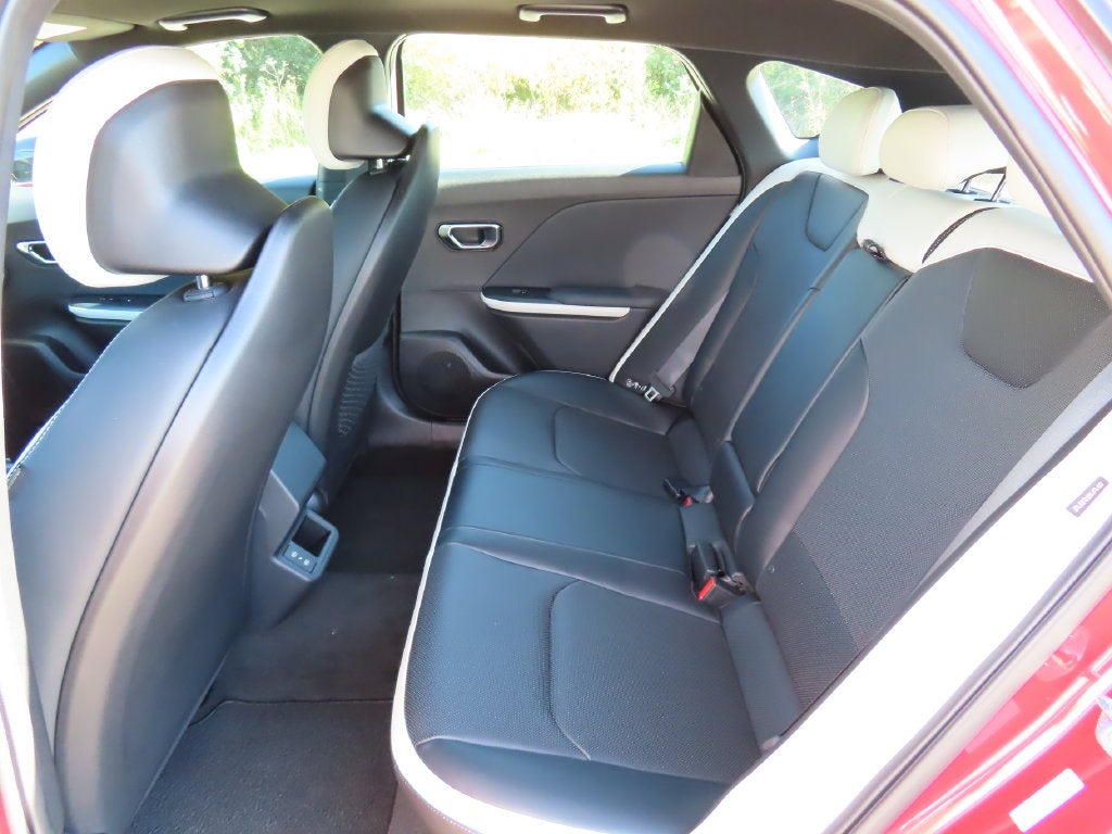 2026 Kia K4 GT-Line - Photo 29