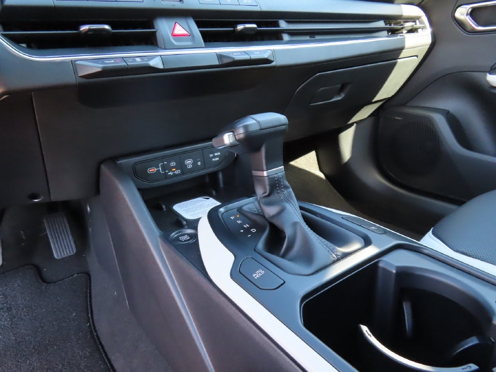 2026 Kia K4 GT-Line - Photo 6