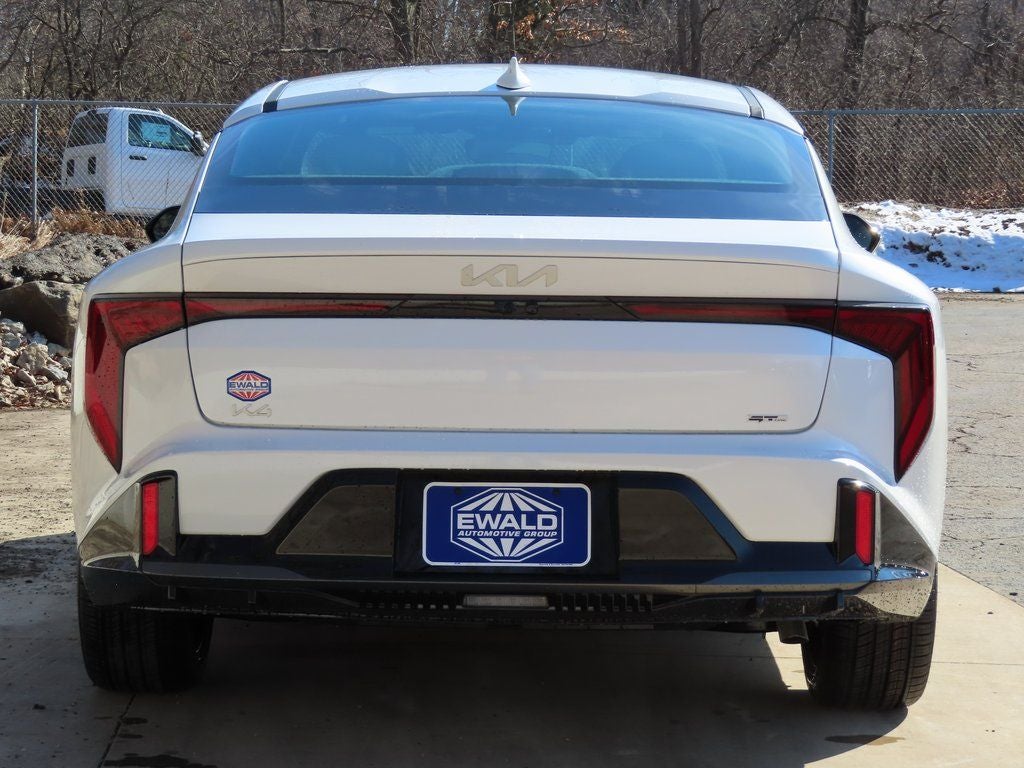 2026 Kia K4 GT-Line