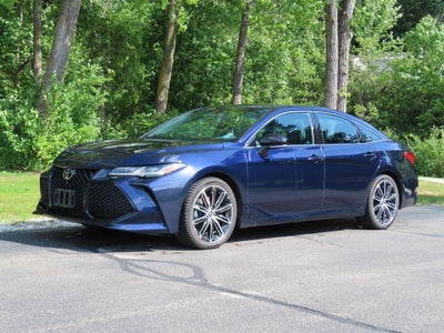 2022 Toyota Avalon Touring