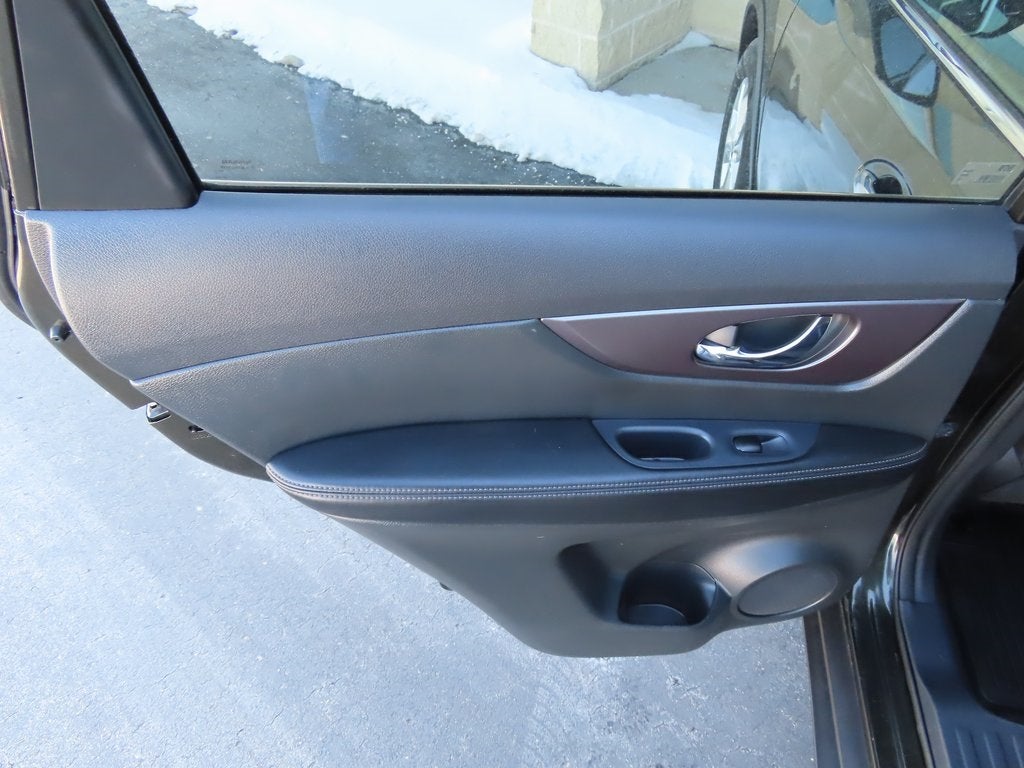 2015 Nissan Rogue SV