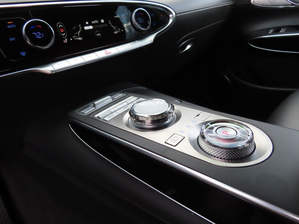 2025 Genesis GV70 2.5T