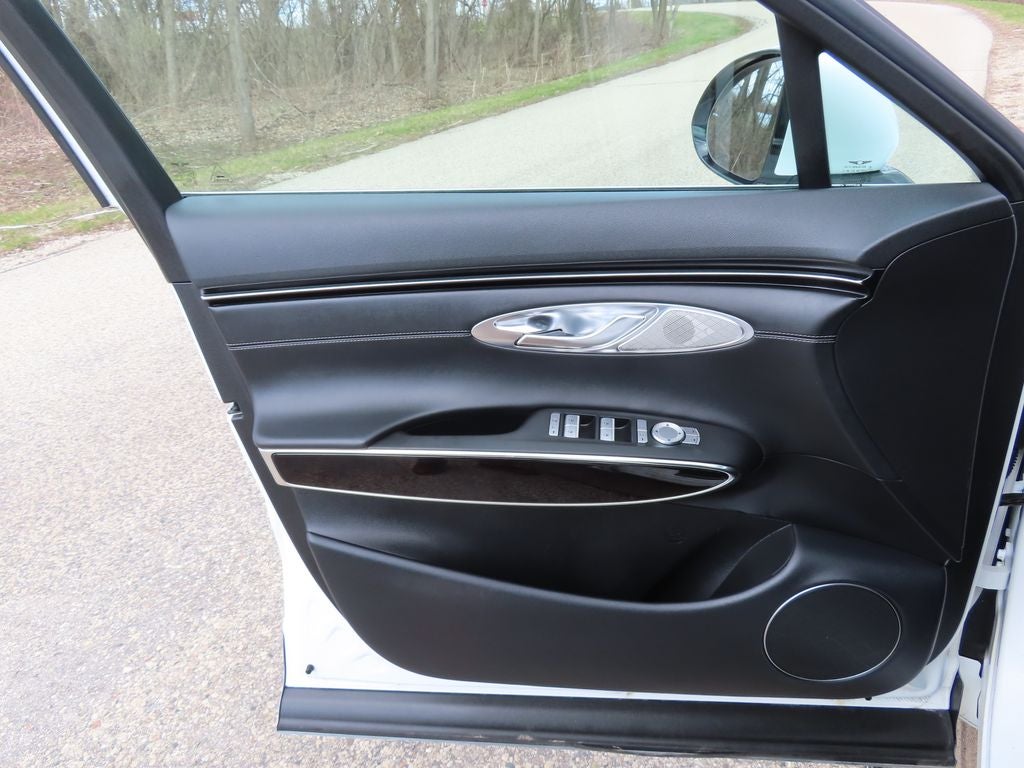 2025 Genesis GV70 2.5T