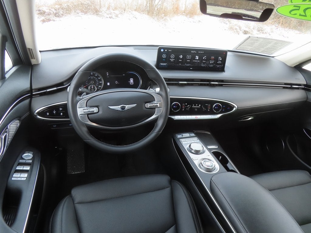 2025 Genesis GV70 2.5T