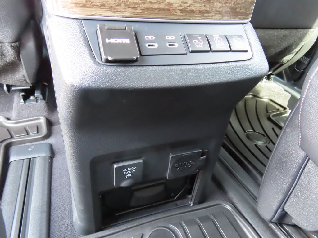 2025 Toyota Sienna Platinum 7 Passenger
