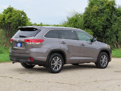 2017 Toyota Highlander XLE