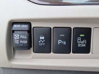 2016 Toyota Sienna XLE 8 Passenger