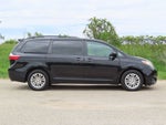 2016 Toyota Sienna XLE 8 Passenger