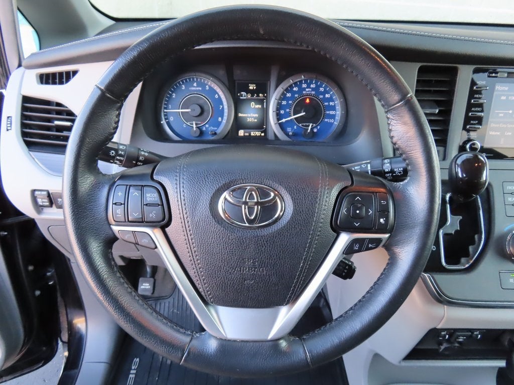 2019 Toyota Sienna XLE