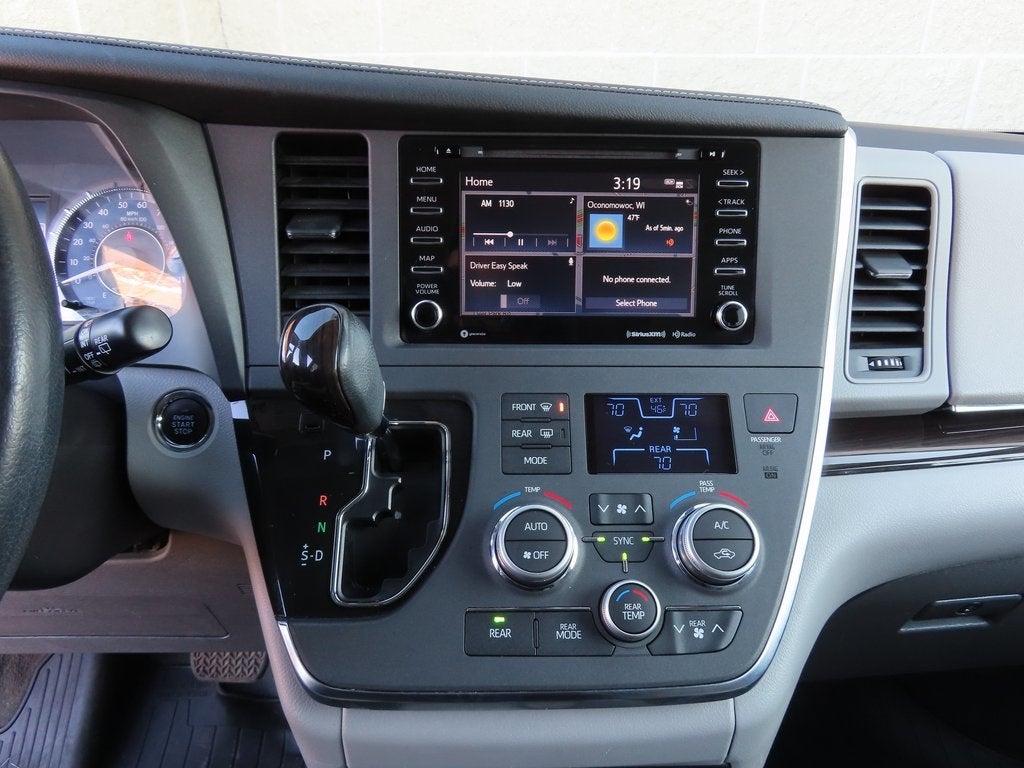 2019 Toyota Sienna XLE