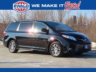 2019 Toyota Sienna XLE