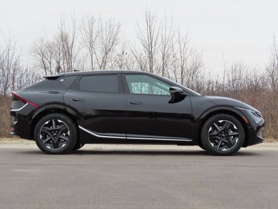 2025 Kia EV6 Base