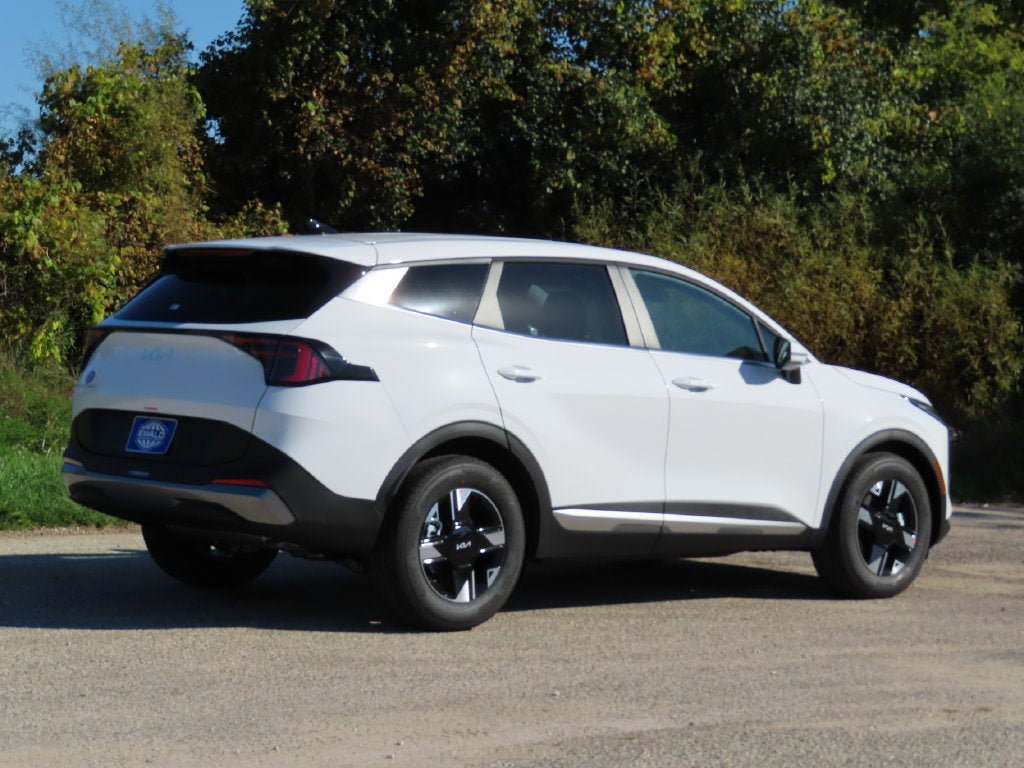 2027 Kia Sportage LX