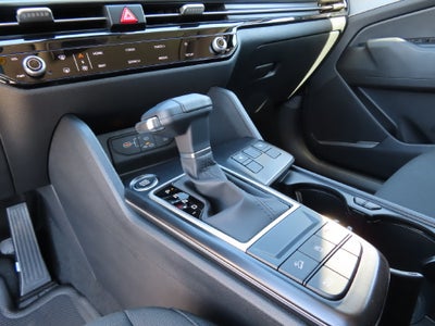 2027 Kia Sportage LX