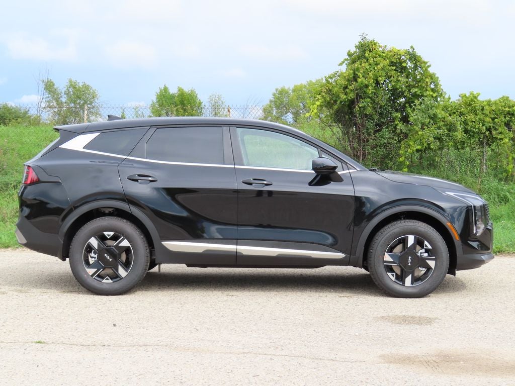 2027 Kia Sportage LX