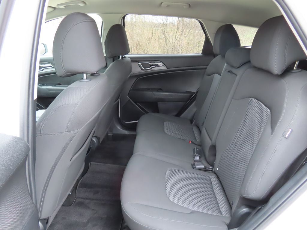 2025 Kia Sportage LX