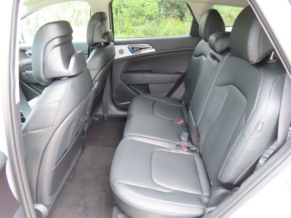 2027 Kia Sportage EX