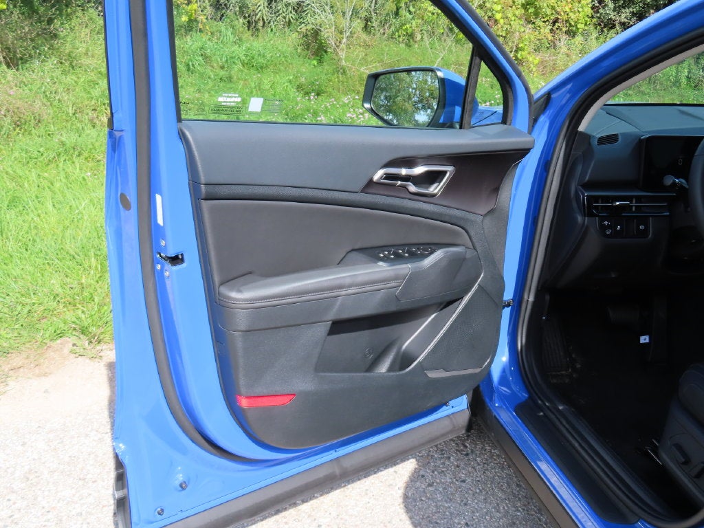 2027 Kia Sportage EX