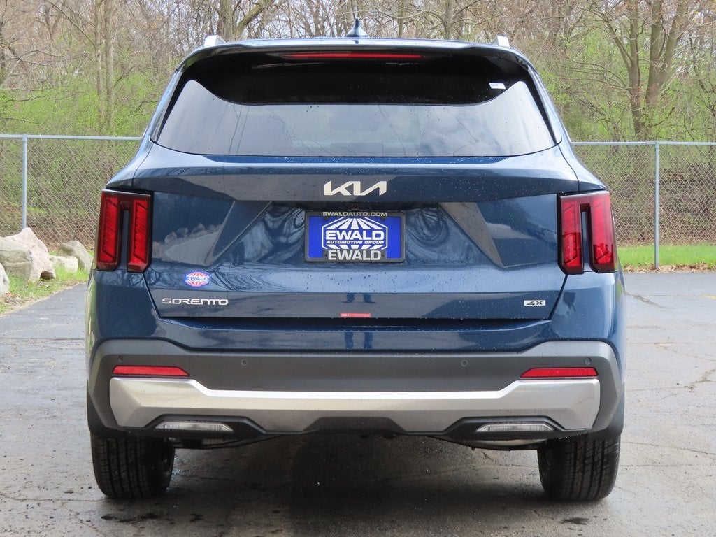 2025 Kia Sorento S