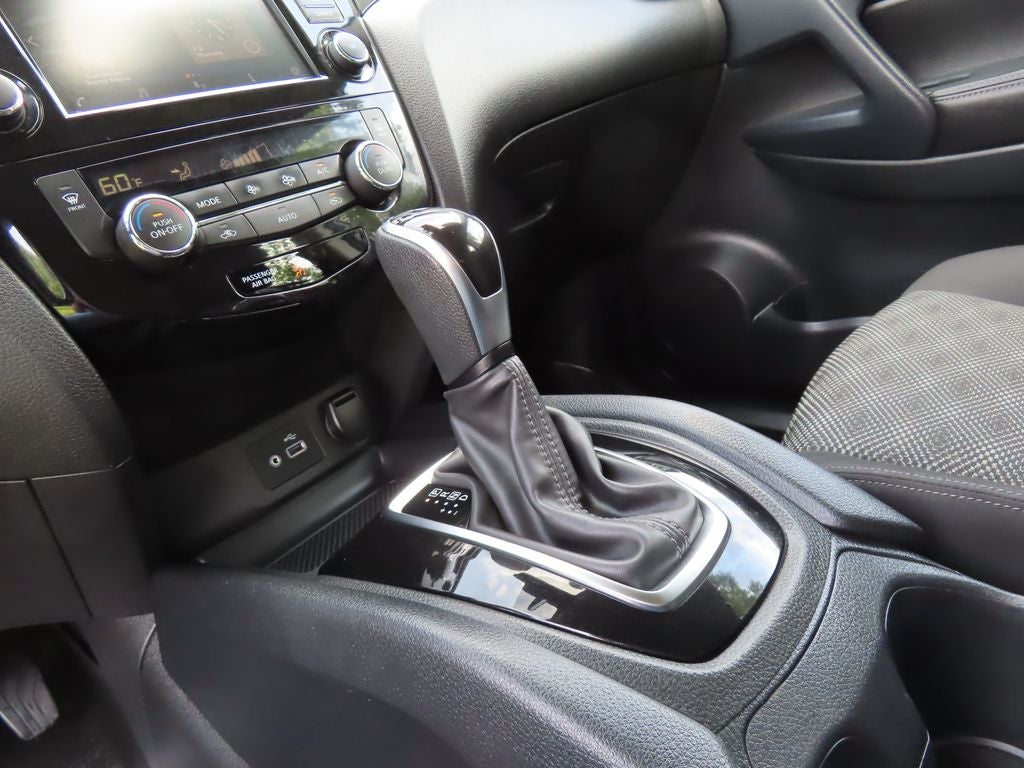 2021 Nissan Rogue Sport SV