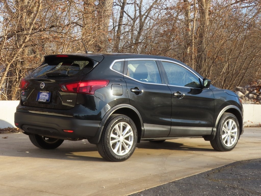 2018 Nissan Rogue Sport S