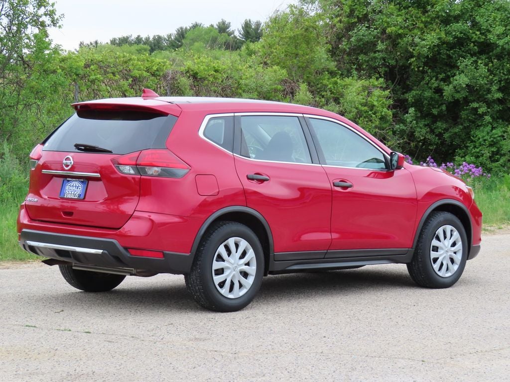 2017 Nissan Rogue S