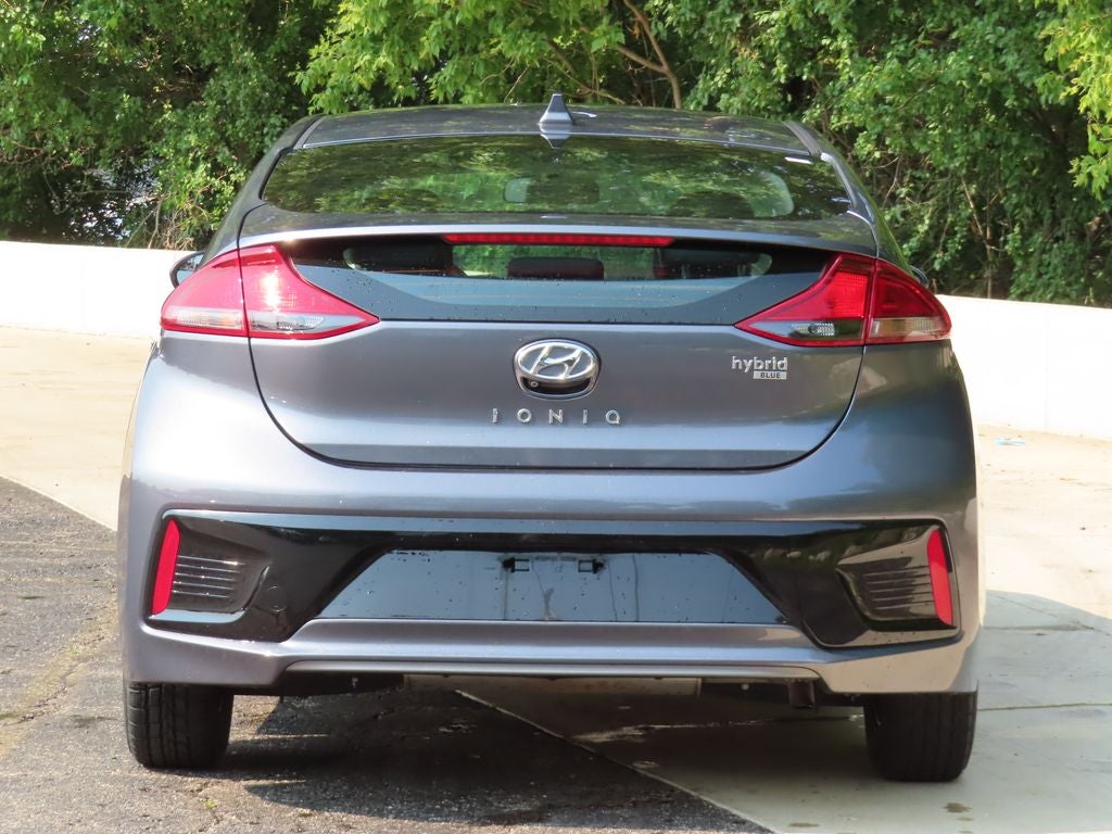 2017 Hyundai Ioniq Hybrid Blue