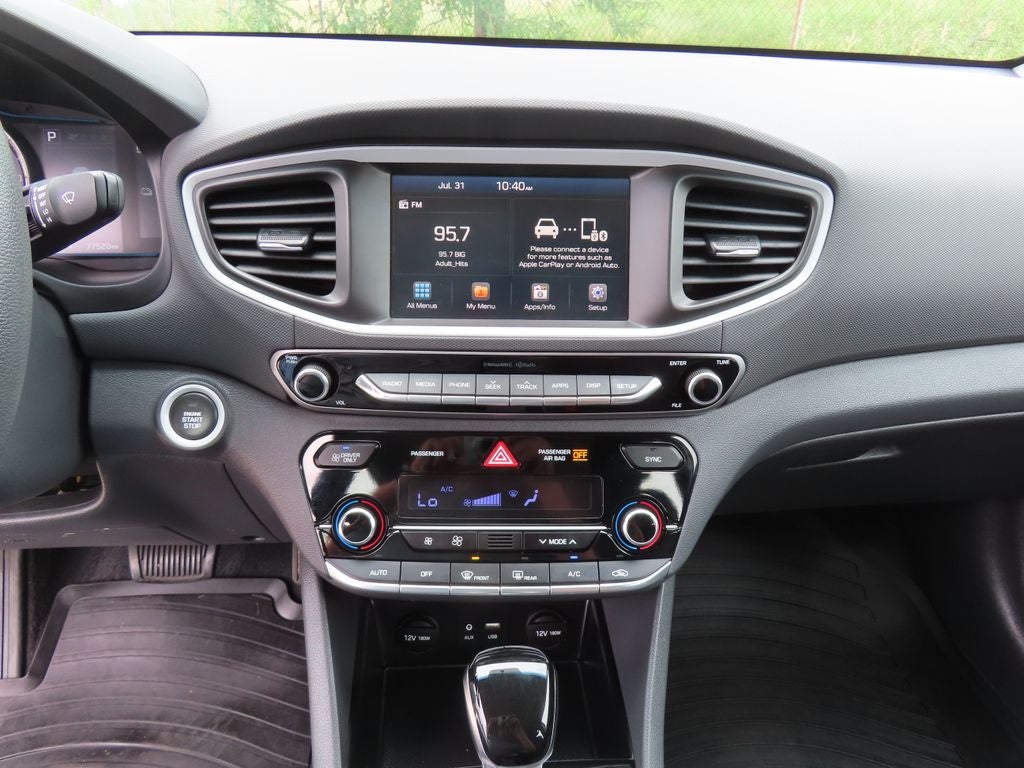 2017 Hyundai Ioniq Hybrid Blue