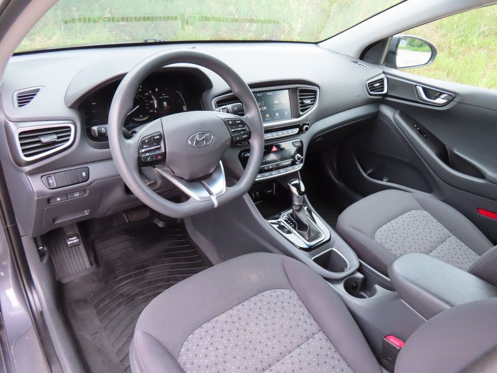 2017 Hyundai Ioniq Hybrid Blue
